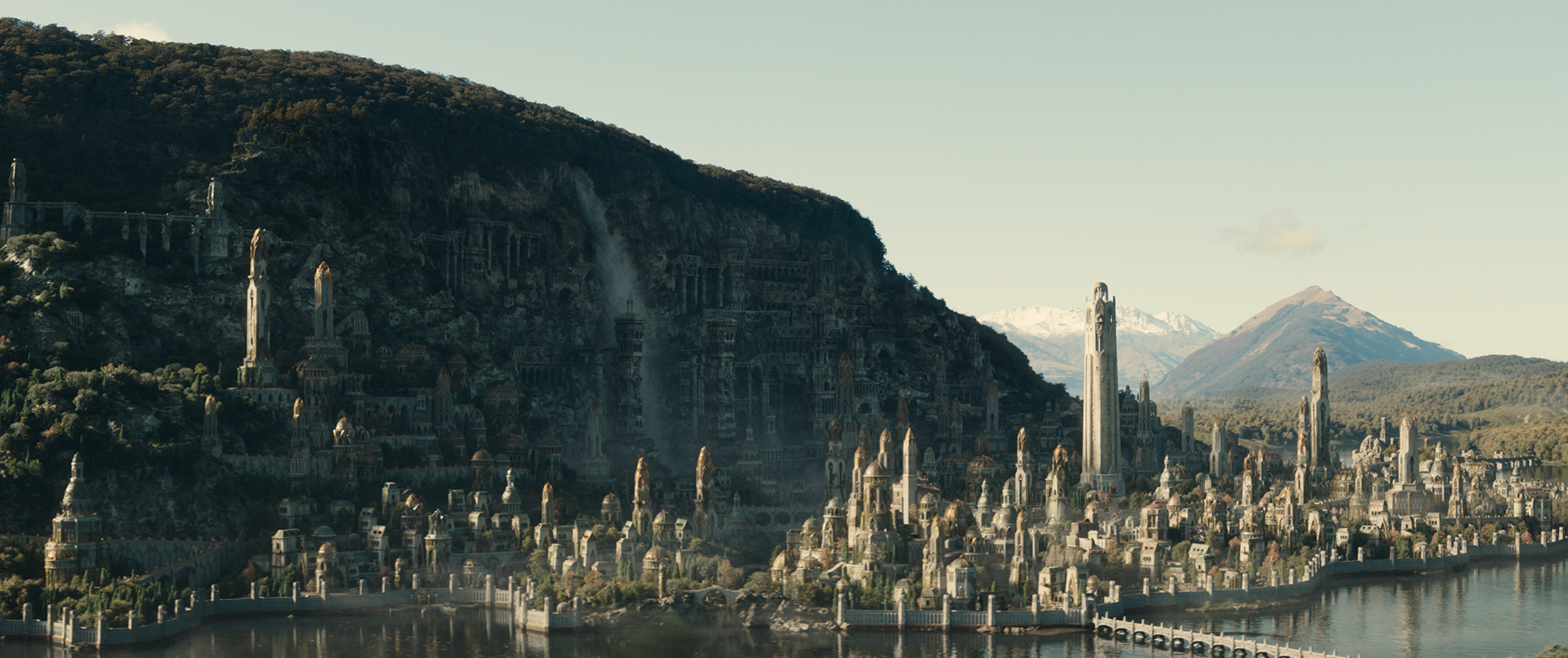 The Lord of the Rings: The Rings of Power Season 2 - vfx still - city