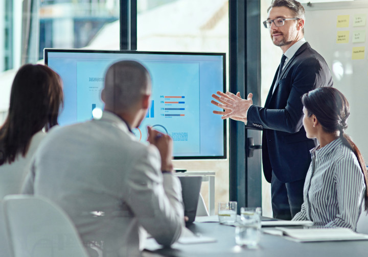 「メディア戦略」とは何か? アプローチやメディアタイプによるメディア戦略の種類