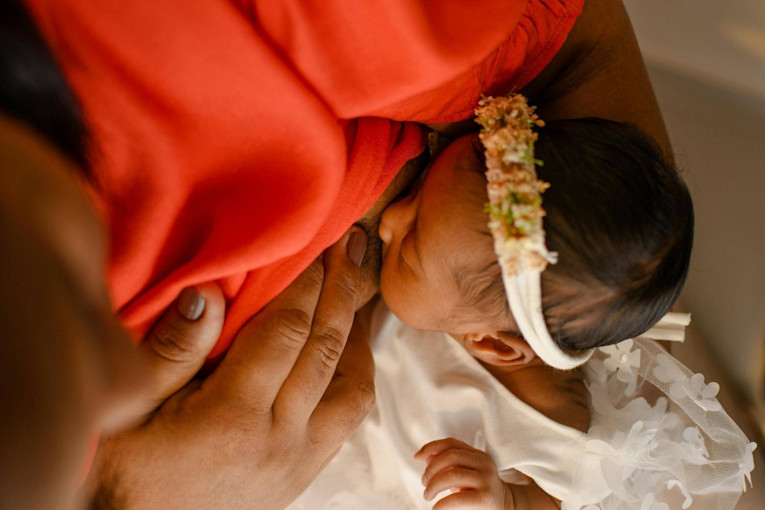 🍼 La Lactancia: Entre el deseo, la realidad y el amor