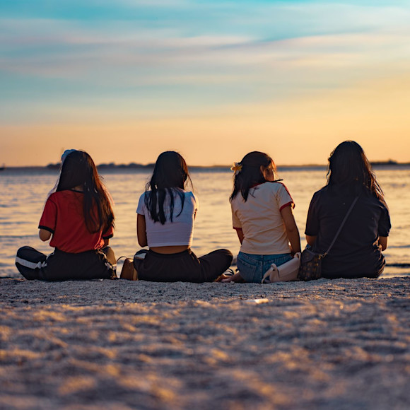 Habitar el cuerpo: Ejercicios de mindfulness para bajar el cortisol antes de buscar