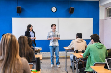 5 Public Speaking Skills High School | Polygence