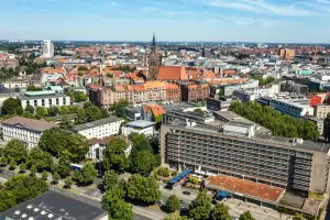 Hier sehen Sie ein Bild der Stadt Hannover, als Sinnbild zum Thema Immobilie verkaufen Hannover.