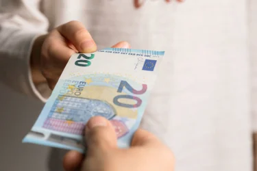 Kosten teilen, Co2-Abgabe, 20 Euro, Rechnung zahlen