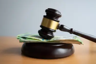 Drohen bei einer vorgetäuschten Eigenbedarfskündigung Strafen?