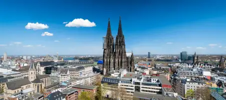 Hier würden Sie ein Bild des Bezirks Köln-Ost sehen, wo unsere Immobilienmaklerin aktiv ist.