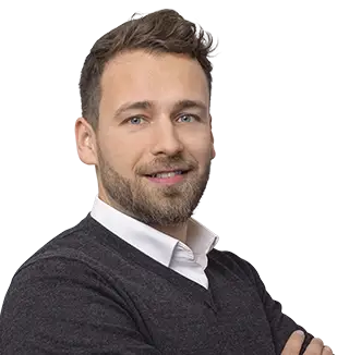 Auf diesem Foto sehen sie Karolis Simkus.