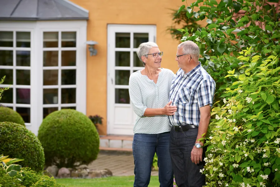 Immobilie im Alter: Verkaufen oder behalten?