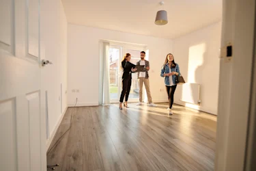 Mehrfamilienhaus verkaufen: welche Käufergruppen gibt es?