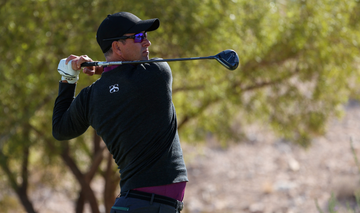 Adam Scott teeing off during his second round 63 at the CJ Cup.