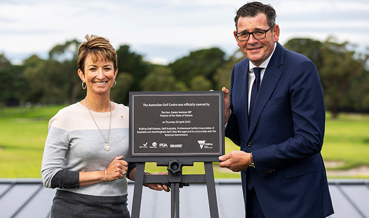 Seven-time major champion Karrie Webb and the Premier of Victoria, the Honourable Daniel Andrews, unveil the official plaque for the opening of the Australian Golf Centre.