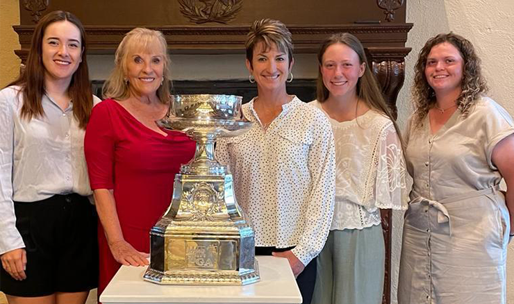 Hannah Green (2019 champion), Jan Stephenson (1982 champion) and Karrie Webb (2001 champion) with Caitlin Peirce and Kirsten Rudgeley.