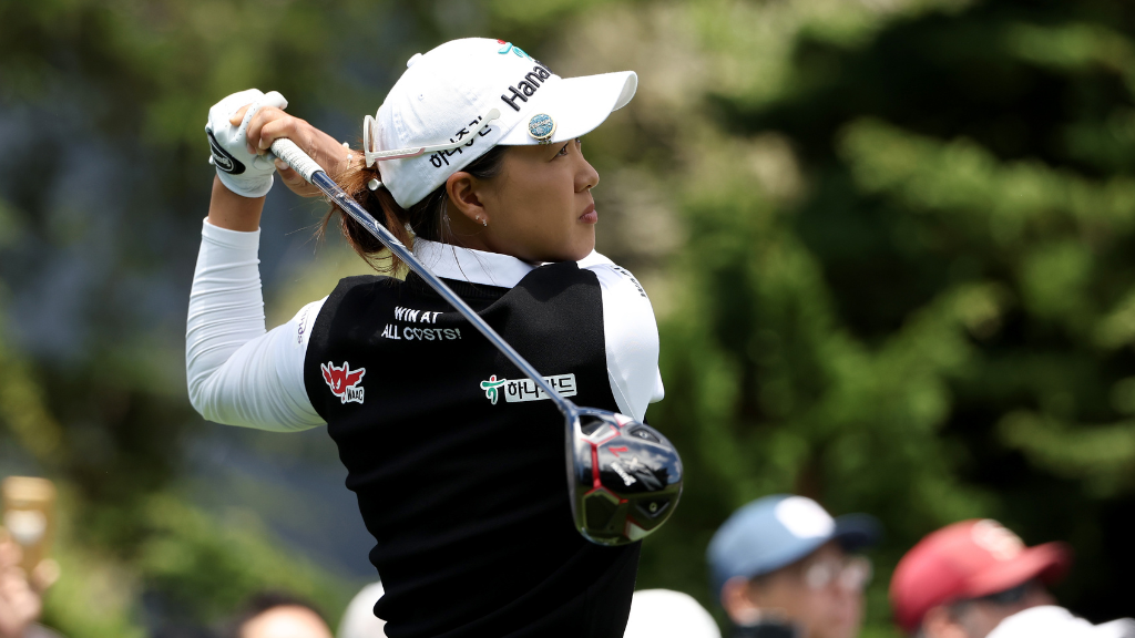 Minjee Lee tees off during Round 4 of US Women's Open