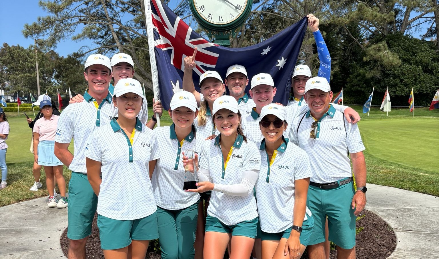 Aussies-world-champs-25_image