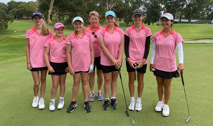Chloe, Sienna and Tenae represented the Joondalup Girls Division One Pennant Team. Left to right: Chloe Frediani, Sienna McCulloch, Tenae Bouwer, Norma McCarthy (Junior Girls Coordinator), Mia Lawson, Emma Clouston and Celine Chen.