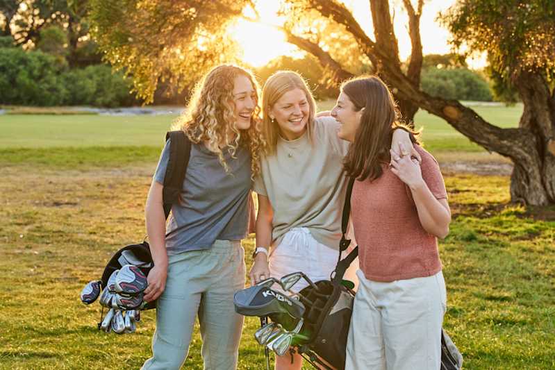 Find beginner women's golf lessons in 2024 with GET INTO GOLF WOMEN