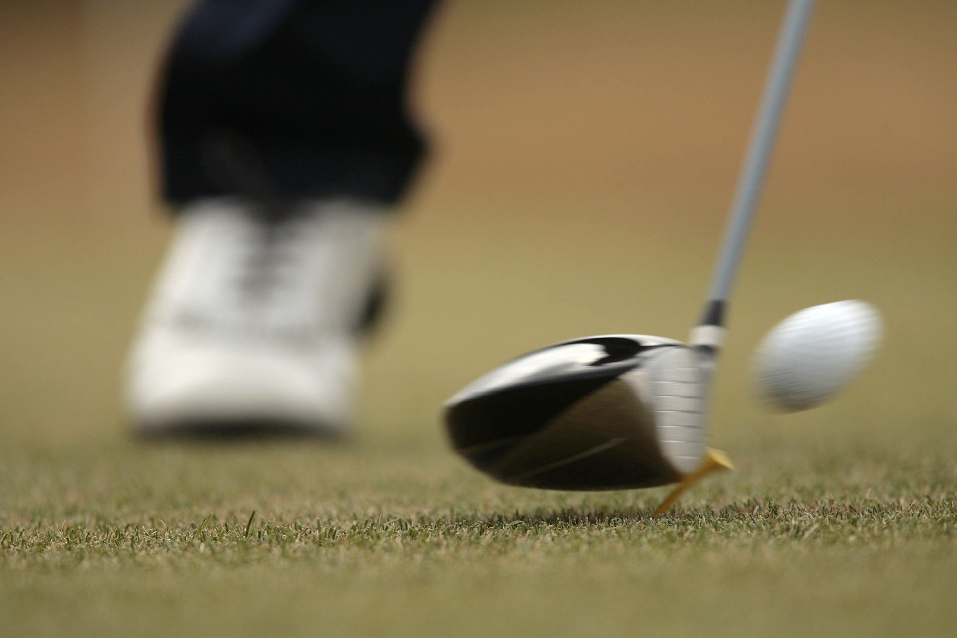 Golf ball image