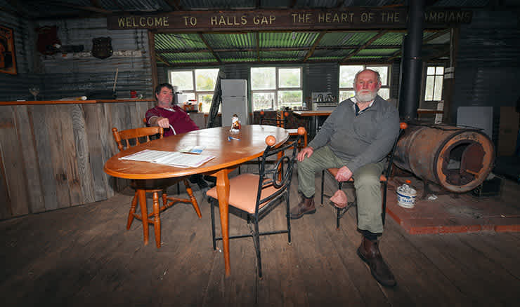 Halls Gap clubhouse internal image