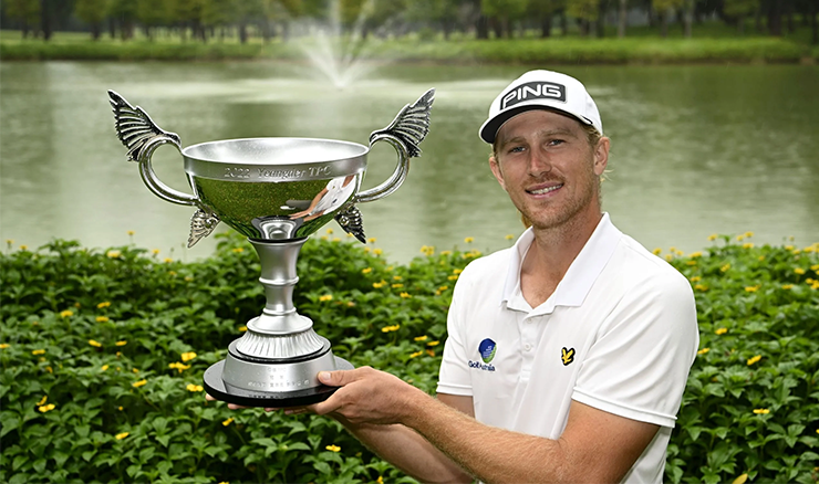 Travis Smyth image