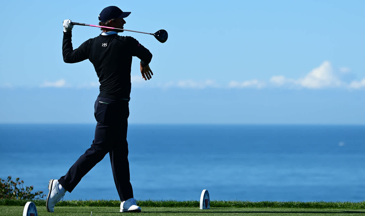 Adam Scott endures a rare day of no rhythm with his trusty driver at Torrey Pines.