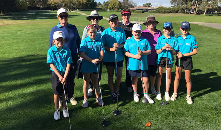 L to R: Mentors – Robyn Thompson, Maureen Cahill, Cath Williams and Stephani Chapman. L to R: AGF Scholarship Girls – Poppy-Rose Summerrell, Tessa Colquhoun, Yazmin Black, Amity Horton, Sophie Carey and Alma Walter.
