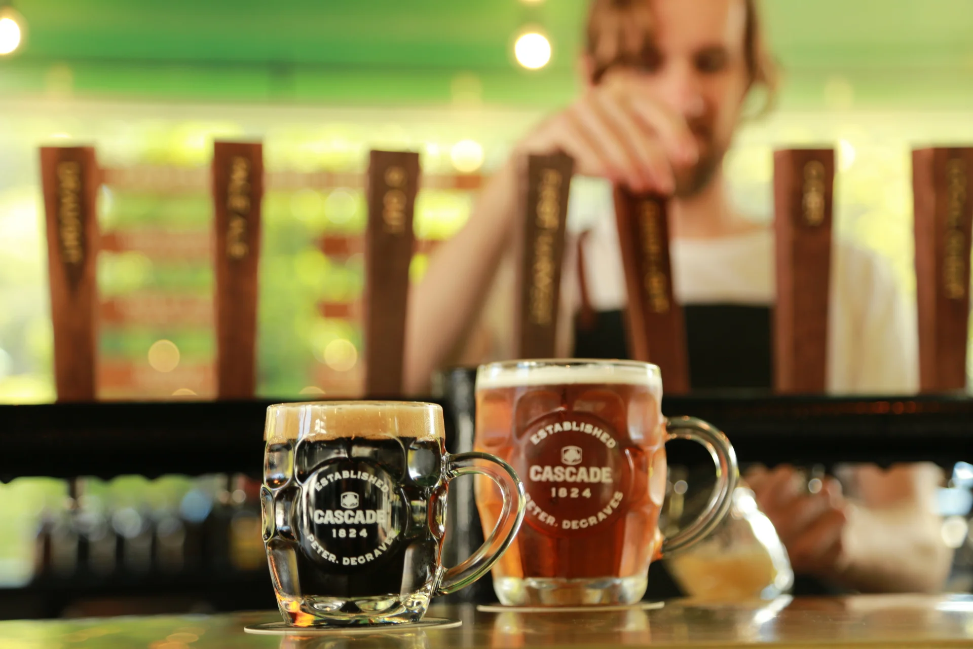 Vintage Cascade beer brews fresh bonds with Tassie farmers