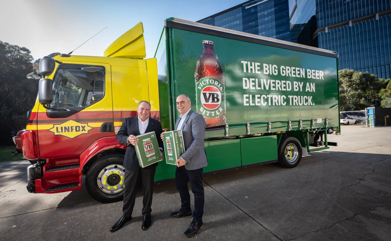 VB and Linfox start electric truck deliveries as transport revolution accelerates