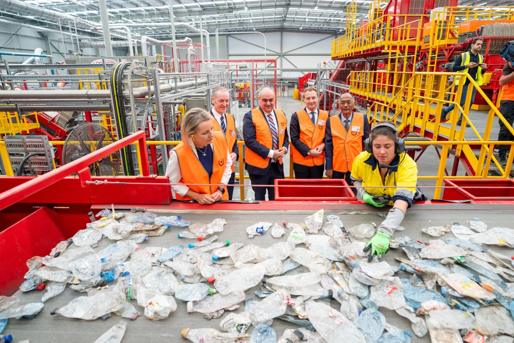 World-class recycling plant opens in Albury-Wodonga