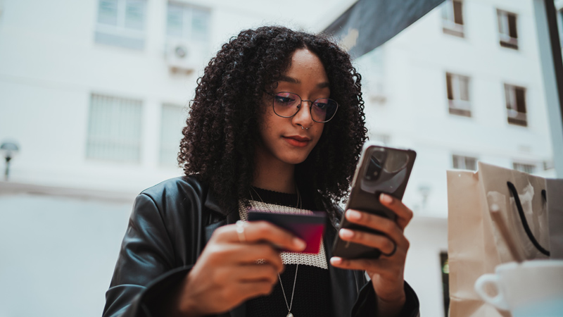 Fintech Contact Center Strategy: 3 Plays for Orchestration | TELUS Digital