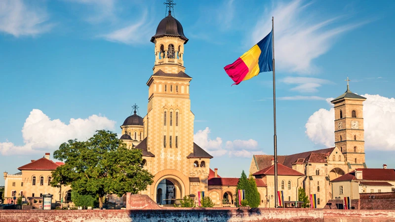 Romanian architecture and flag