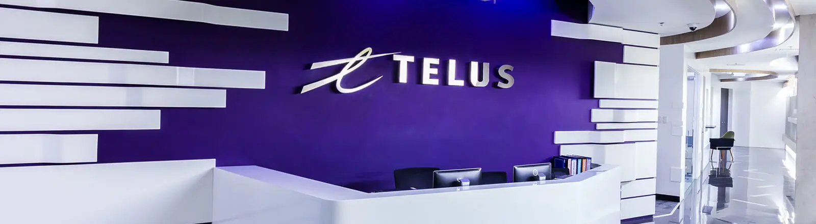 Front reception of a TELUS International office