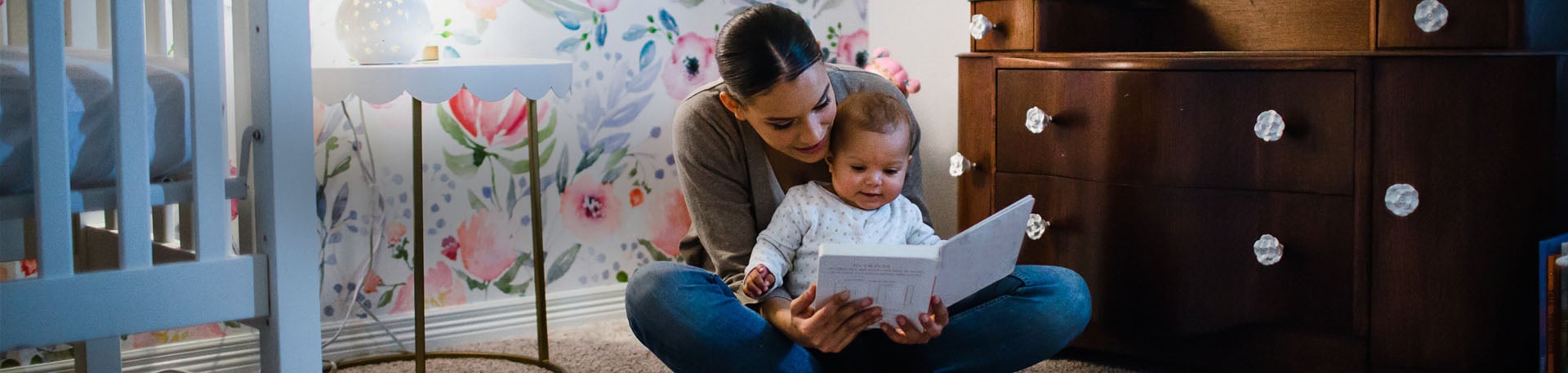 reading books to toddler