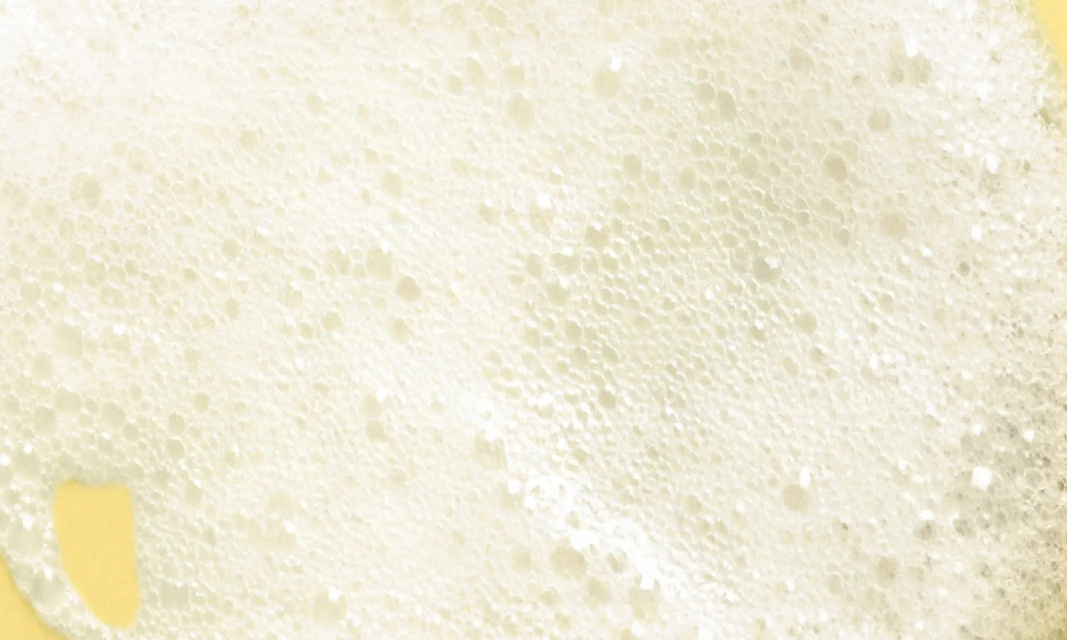 Image showing the texture of Johnson’s® Baby products, a light and delicate foam.