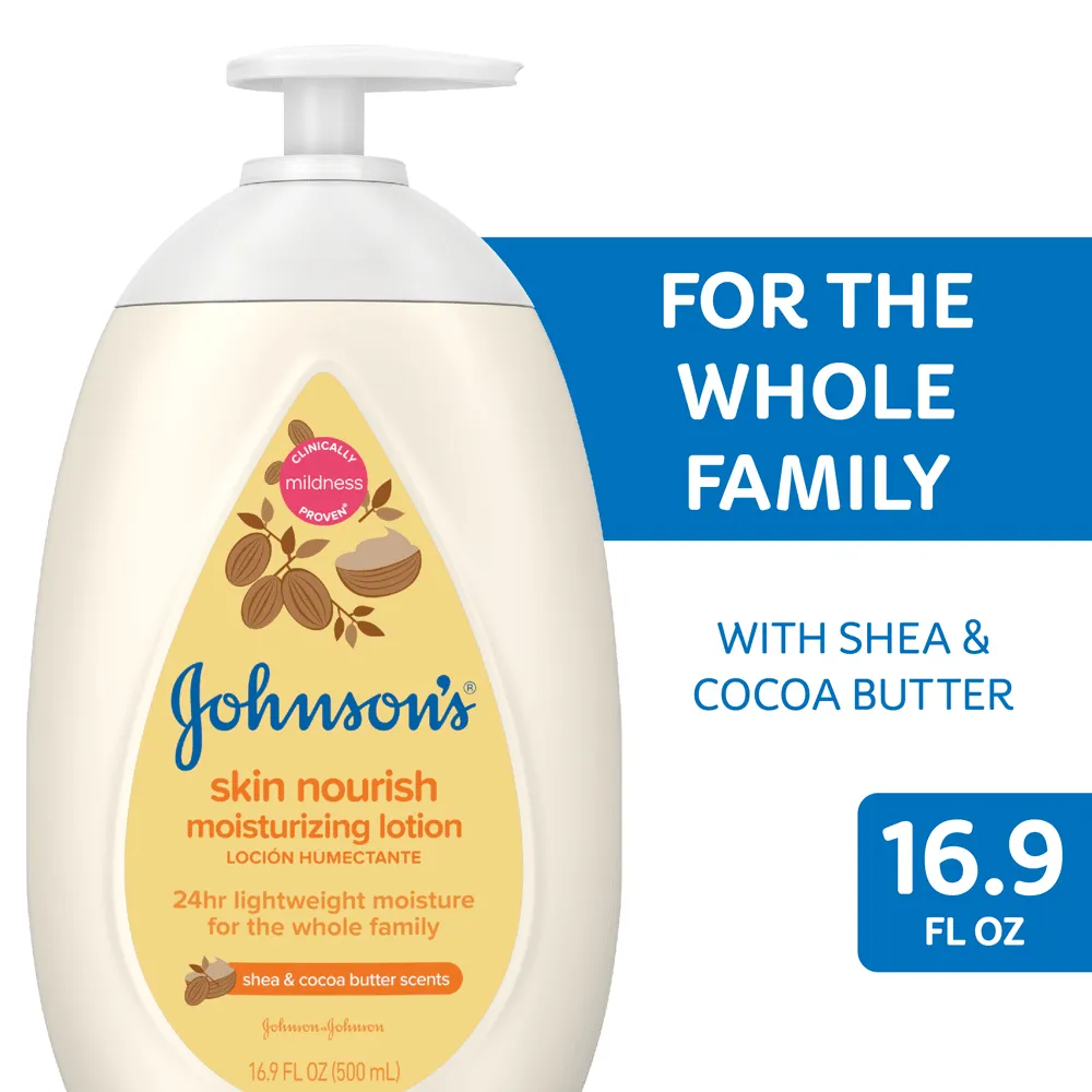 Loción humectante Johnson's Skin Nourish, frasco de 16.9 fl oz, con manteca de karité y cacao, que proporciona 24 horas de hidratación ligera para toda la familia, con garantía de suavidad.