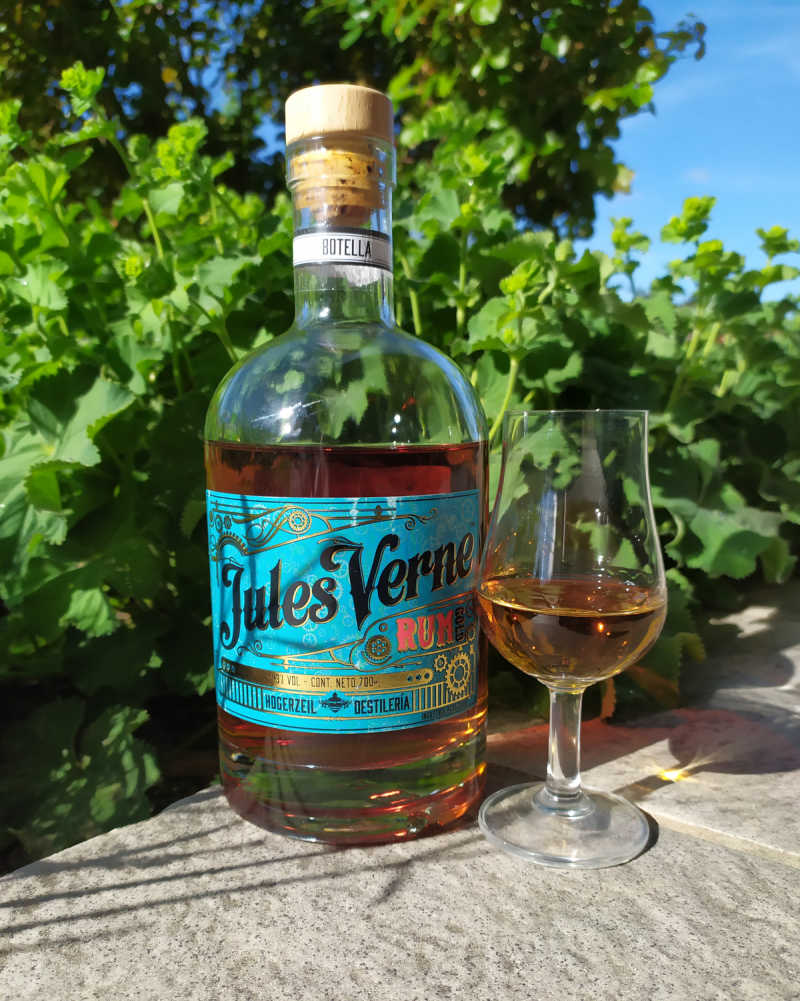 Jules Verne Gold Pure Single Barrel Rum