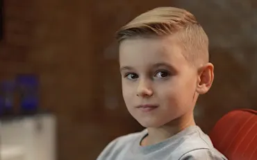Fade kapsel met vloeiende overgang bij Berkay's Barbershop in Hoorn