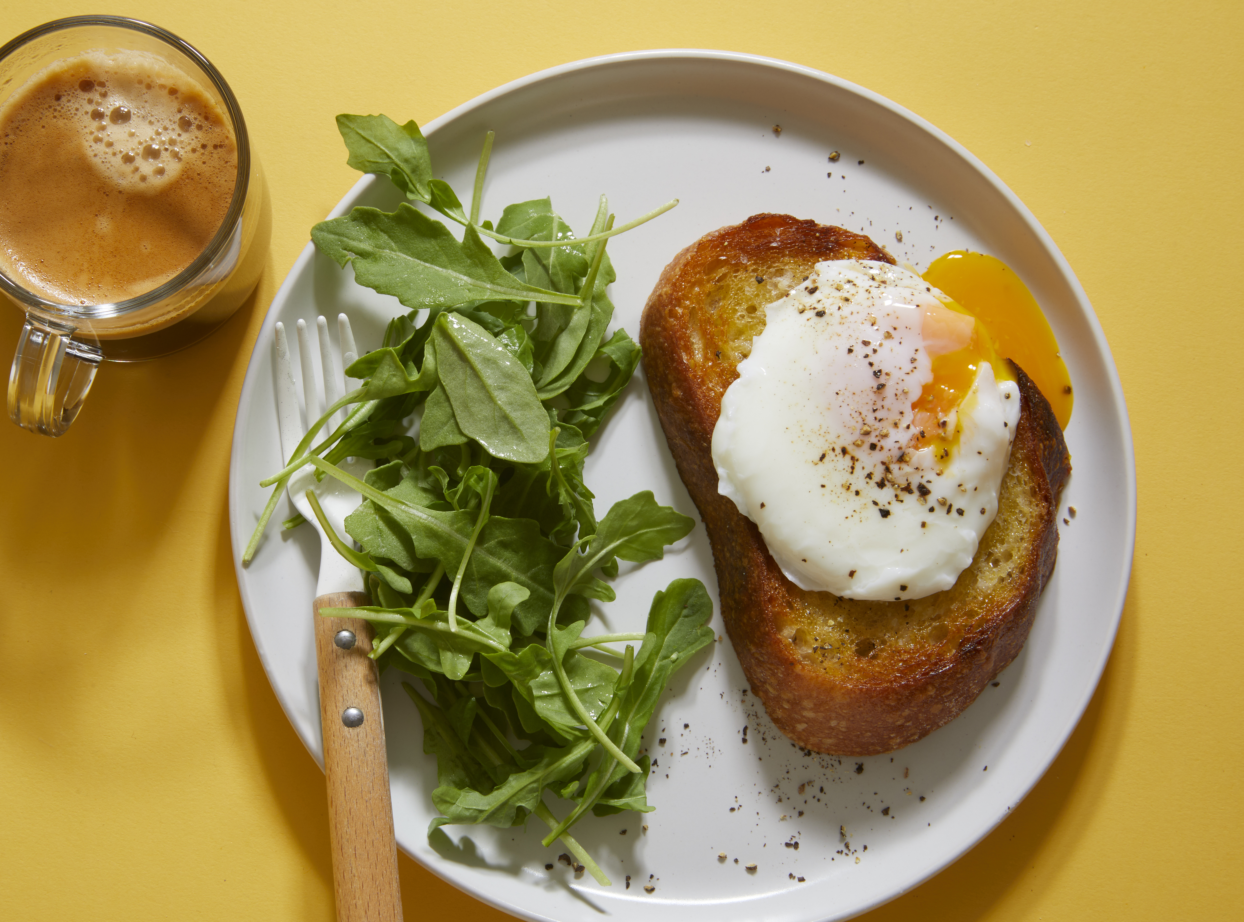 How to Poach an Egg - Tastes Better From Scratch