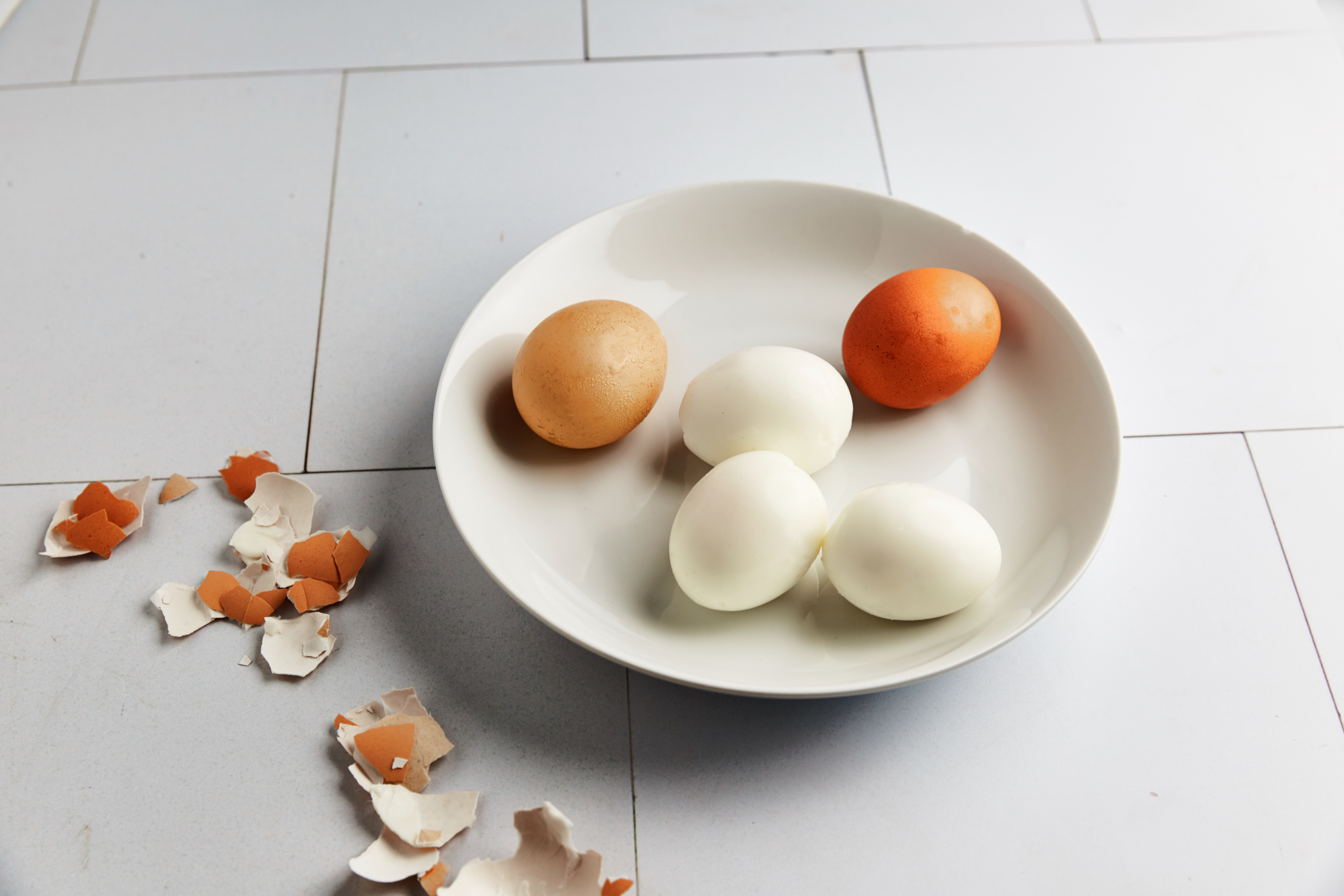 Never Crack a Hard-Boiled Egg Again with This Hack