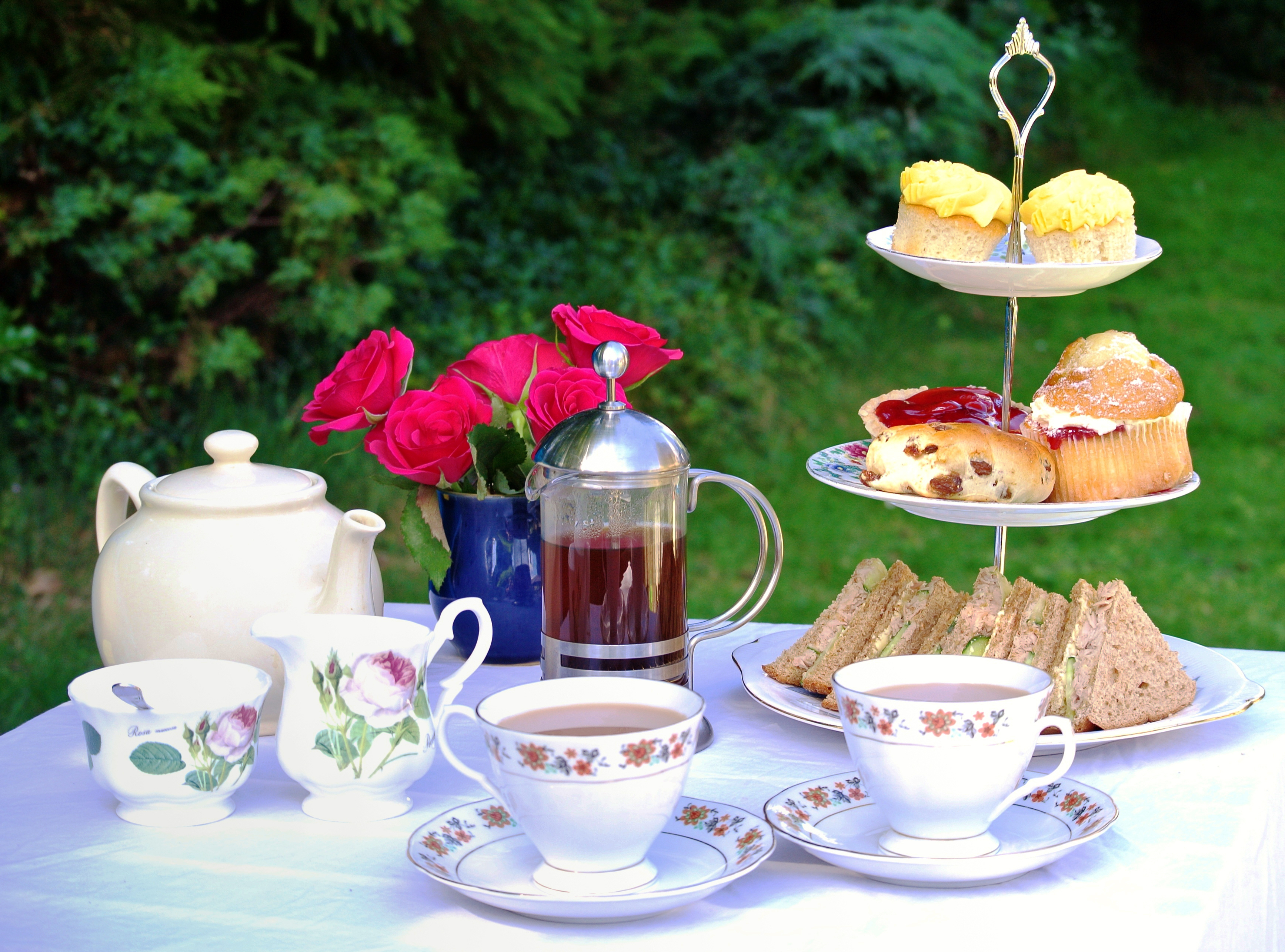 Sweet treats for an afternoon tea party | Food & Home Magazine