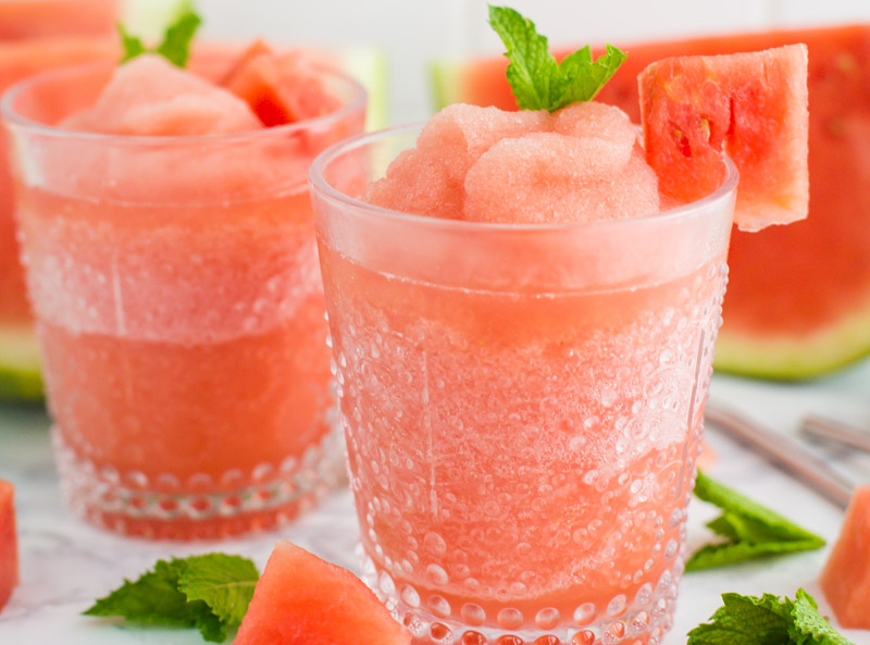 https://images.ctfassets.net/3vz37y2qhojh/5jpqr5mClhNIPc7iI6vjfg/da0707304a8afa29340f3ac035165521/watermelon-white-wine-slushie3_hero.jpeg