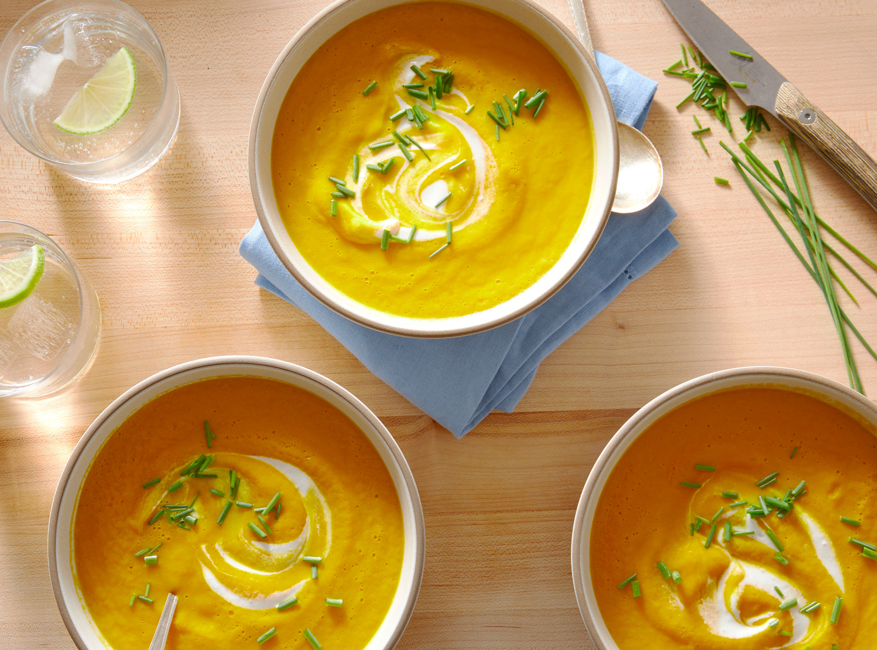 Curried Coconut Pumpkin Soup (Vegan, Whole30, Paleo) - Everyday Easy Eats