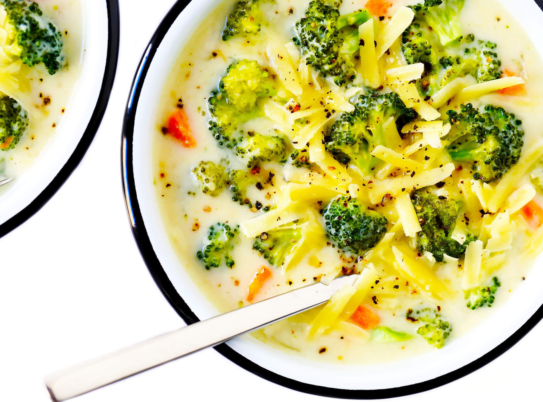 https://images.ctfassets.net/3vz37y2qhojh/7mk67g06elMZ67EE2vqqV5/d6d717e3f1f158940cffeae6172f6635/Sliced-Broccoli-Cheese-Soup-Recipe-3__1_.jpg