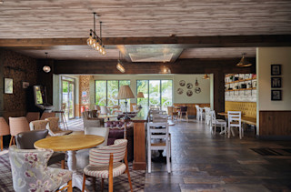 Web use-tp os lounge thebarn int 01 2023