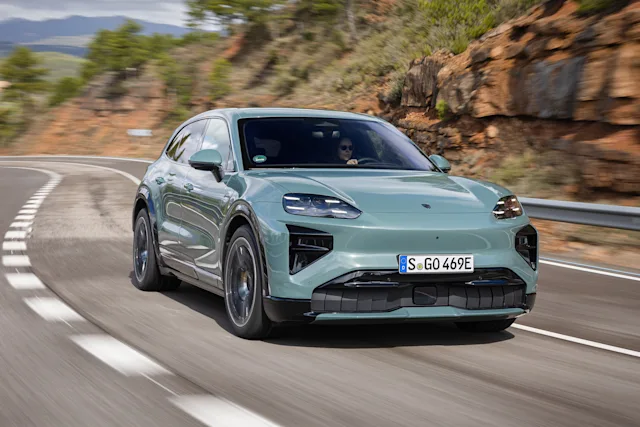 Test: Porsche Cayenne Electric – för fartfylld familj
