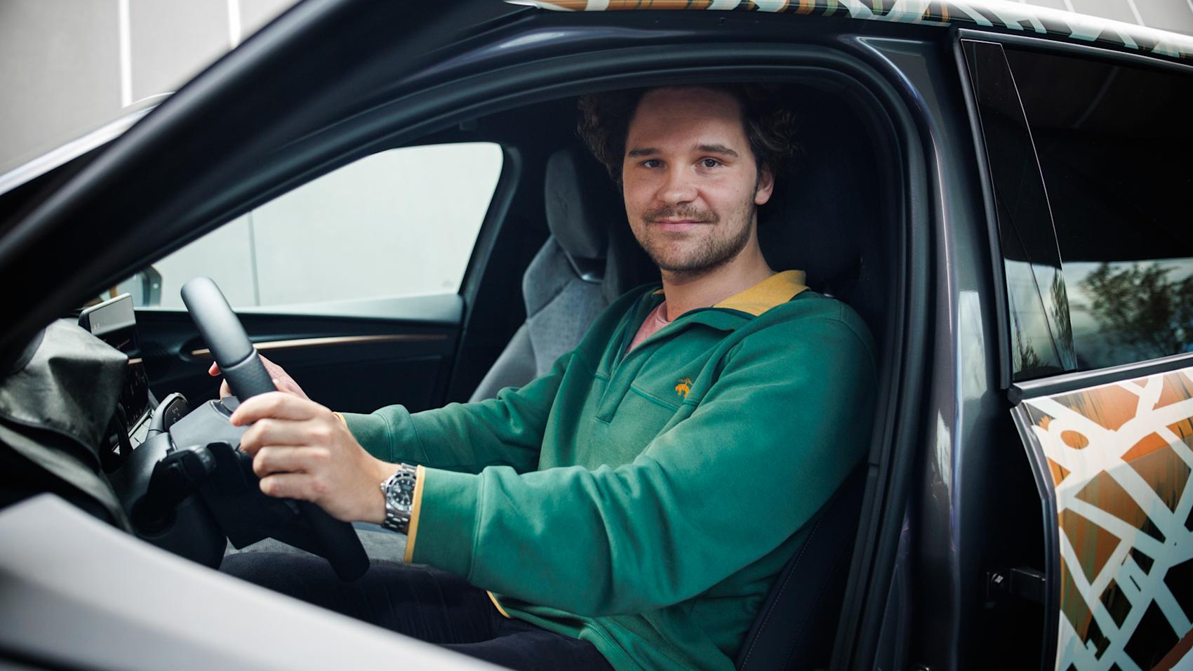 Nästa år ska vi få provköra den färdiga produktionsbilen. (Foto: Cupra)