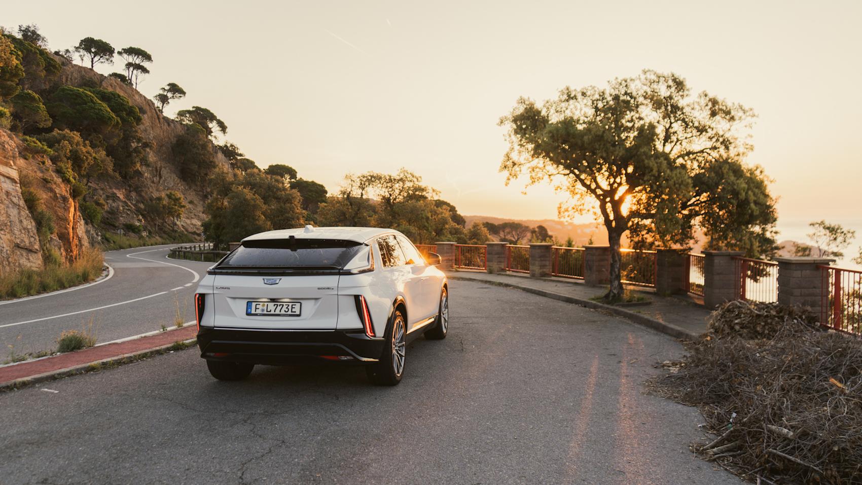 Lyriq gör sig bra även på landsvägar.