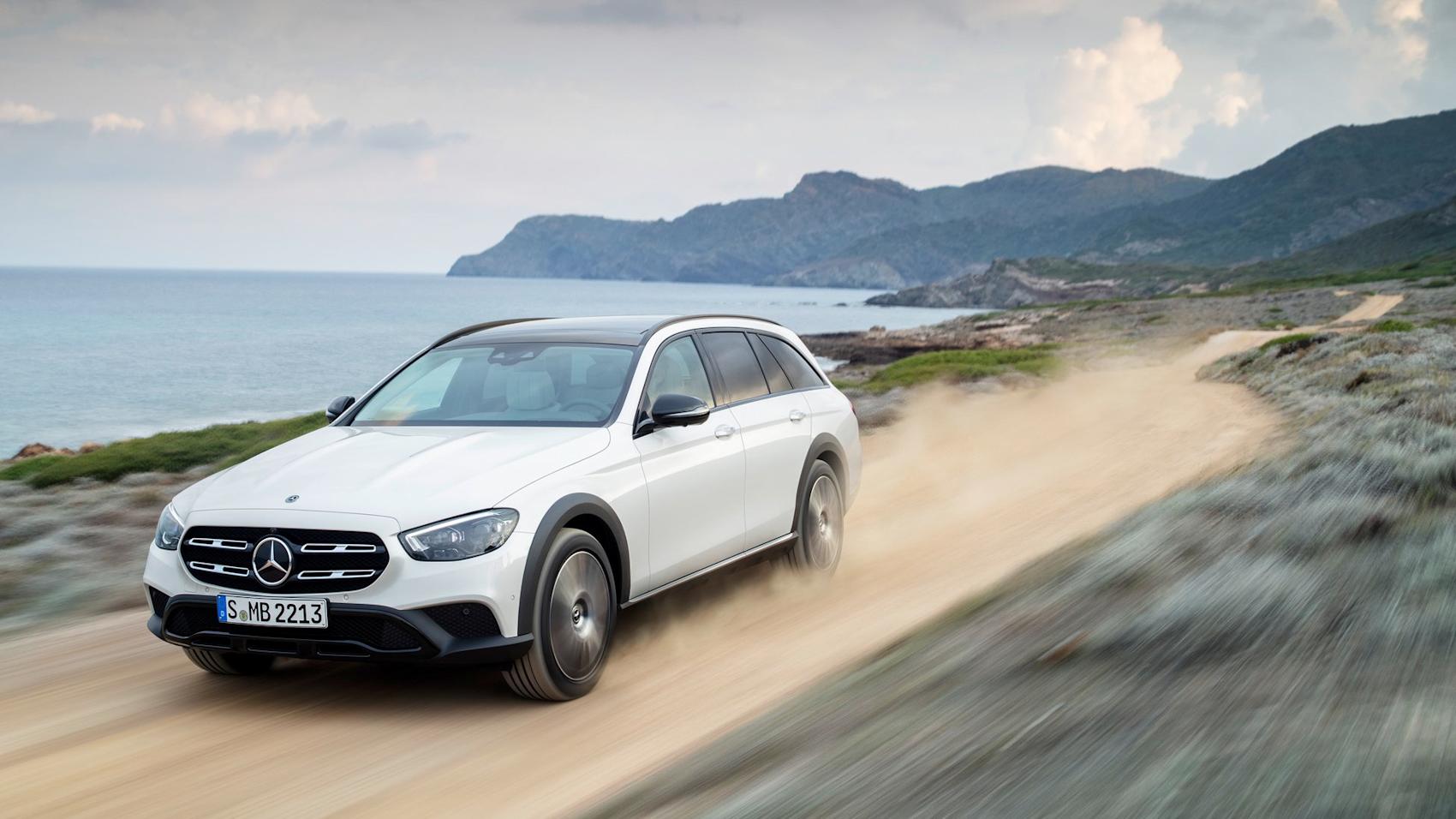 E-klass All-Terrain är en kombi i stövlar. (Foto. Mercedes-Benz)