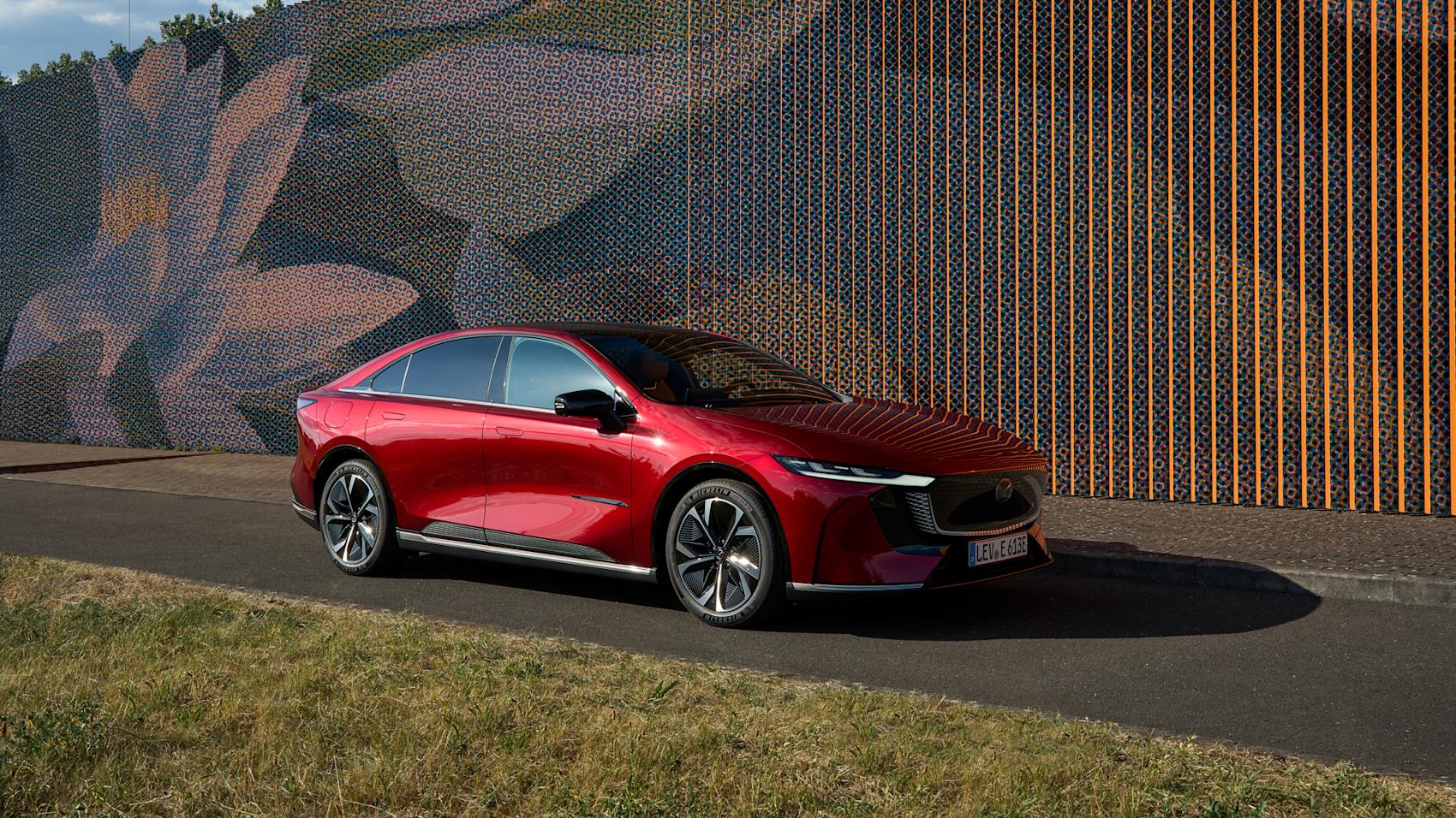 Mazda har varit sena på elbilsbollen. (Foto: Mazda)