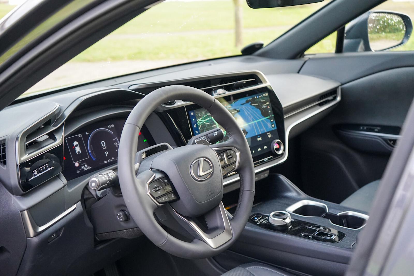 Lexus Rz300e Inside Test: Lexus RZ 300e är både prisvärd och lyxig