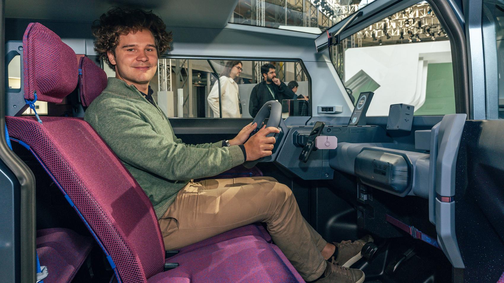 Hipster fokuserar helhjärtat på att vara fiffigt paketerad. (Foto: Dacia)