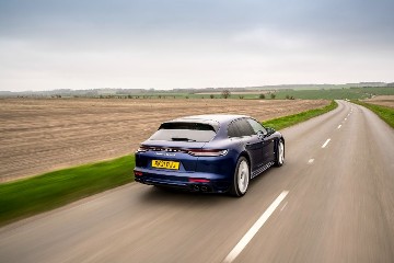 Porsche panamera review: turbo s e-hybrid sport turismo